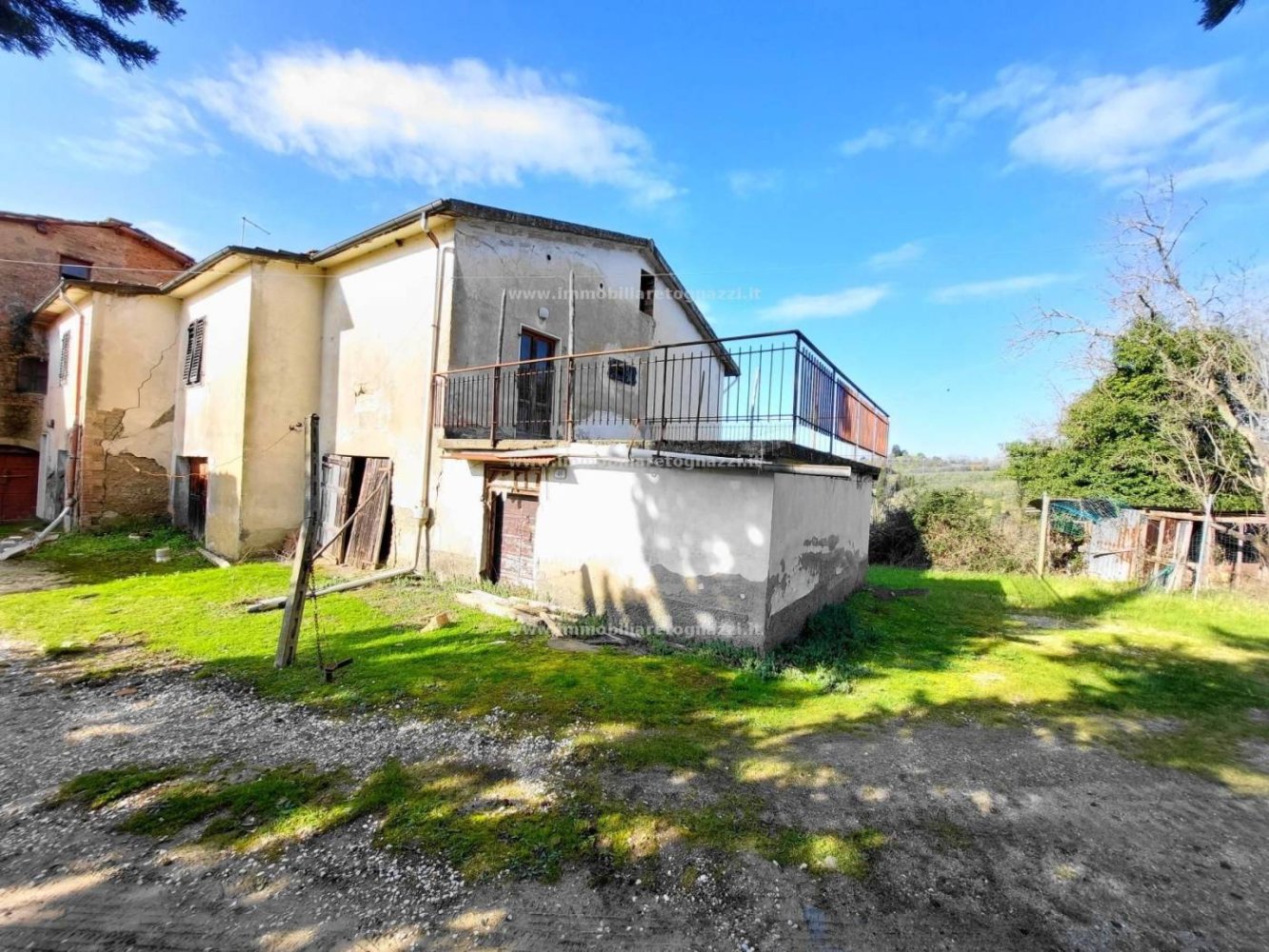 10 bedrooms House in Certaldo, Italy No. 370705