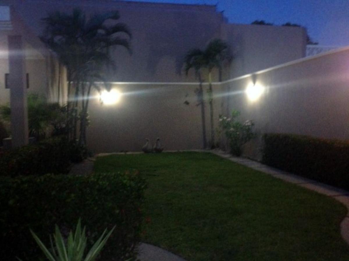 4 bedrooms House in Veracruz, Mexico No. 215077