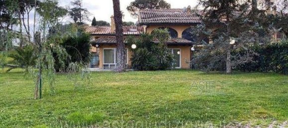 11 rooms House in Rome, Italy No. 191209 17