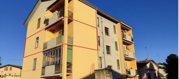 Квартира с 3 спальнями в Мантуя, Италия № 359680 13