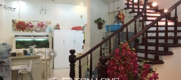 5 bedrooms House in Tay Ho, Vietnam No. 1638 3