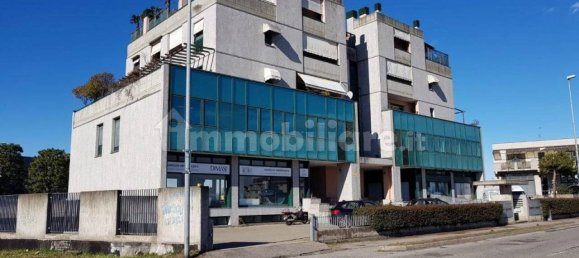 167m² Office in Bareggio, Italy No. 289002 9