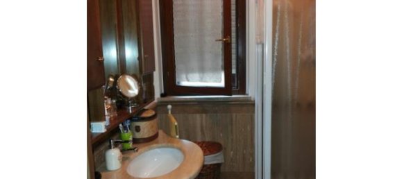 2 Schlafzimmer Wohnung in Rome, Italy, Nr. 253657 4