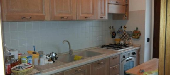 2 Schlafzimmer Wohnung in Rome, Italy, Nr. 253657 3