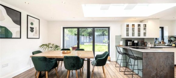 4 bedrooms House in London, United Kingdom No. 12698 2