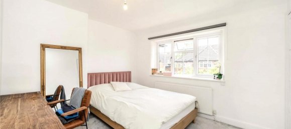 4 bedrooms House in London, United Kingdom No. 12698 7