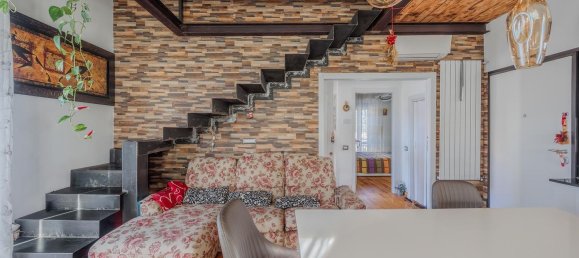 4-Zimmer Doppelhaus in Dicomano, Italy, Nr. 232111 5