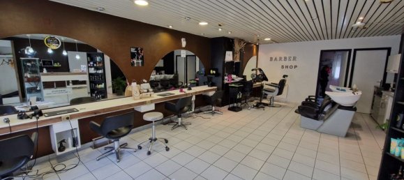 63m² Commercial property in Taissy, France No. 74755 2