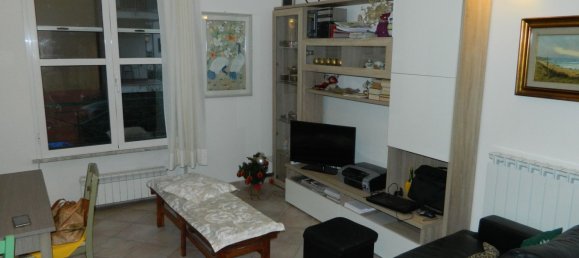 3 rooms Apartment in Fosdinovo, Italy No. 31078 2