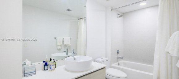 2 غرف نوم عقار تجاري في Miami, الولايات المتحدة رقم 615174 21