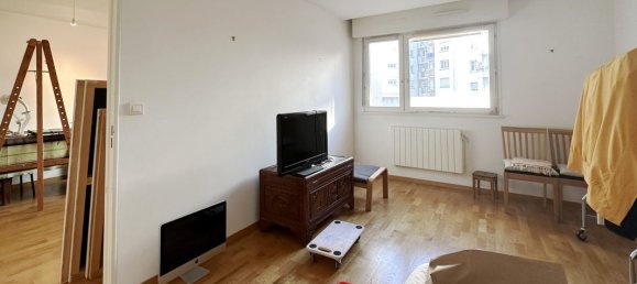 Apartamento de 2 dormitorios en Strasbourg, France No. 211834 3