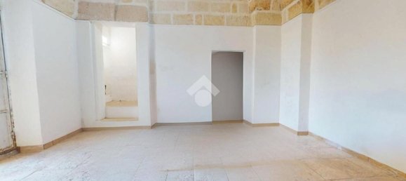 2 Schlafzimmer Haus in Francavilla Fontana, Italy, Nr. 313017 11