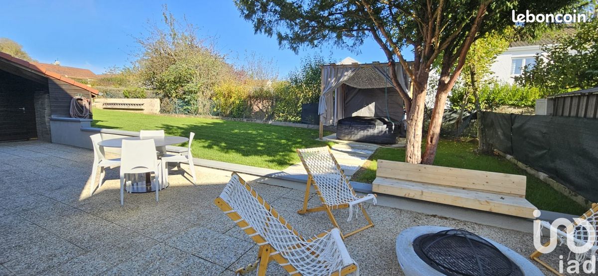 5 bedrooms House in Peltre, France No. 154934