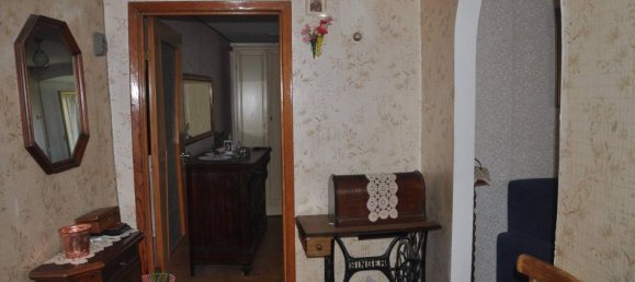 4 rooms Apartment in Rivisondoli, Italy No. 18526 5