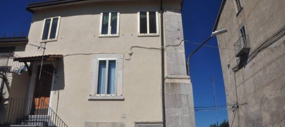 4 rooms Apartment in Rivisondoli, Italy No. 18526 2