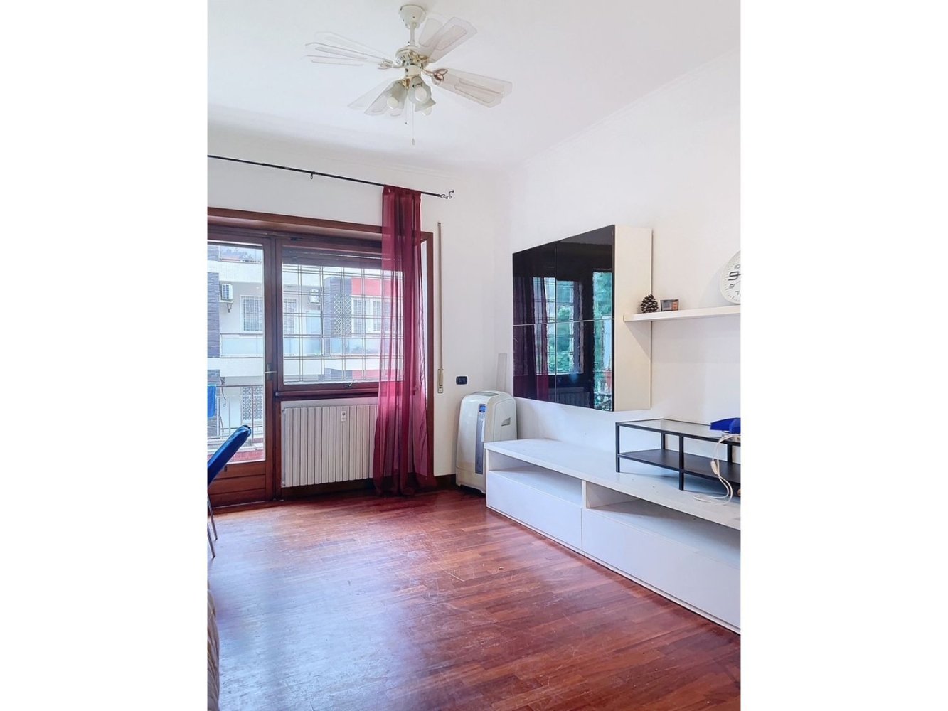 Apartamento de 3 habitaciónes en Rome, Italy No. 30425