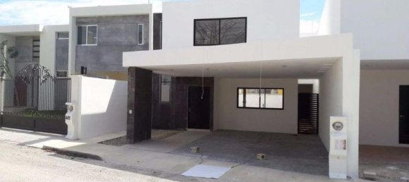 3 bedrooms House in Merida, Mexico No. 142530 2