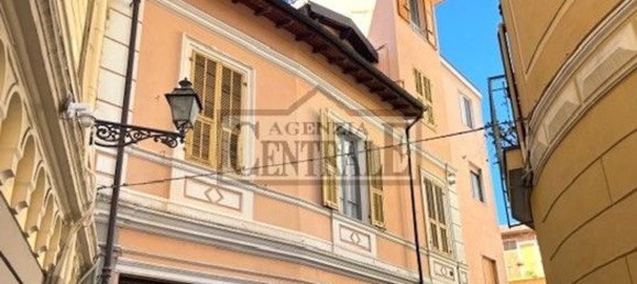 3 bedrooms Apartment in Sanremo, Italy No. 332347 2