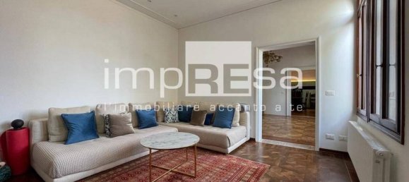 5 rooms Apartment in Venice, Italy No. 209797 3