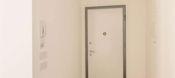 2غرفة شقة في Bergamo, Italy رقم 274923 21