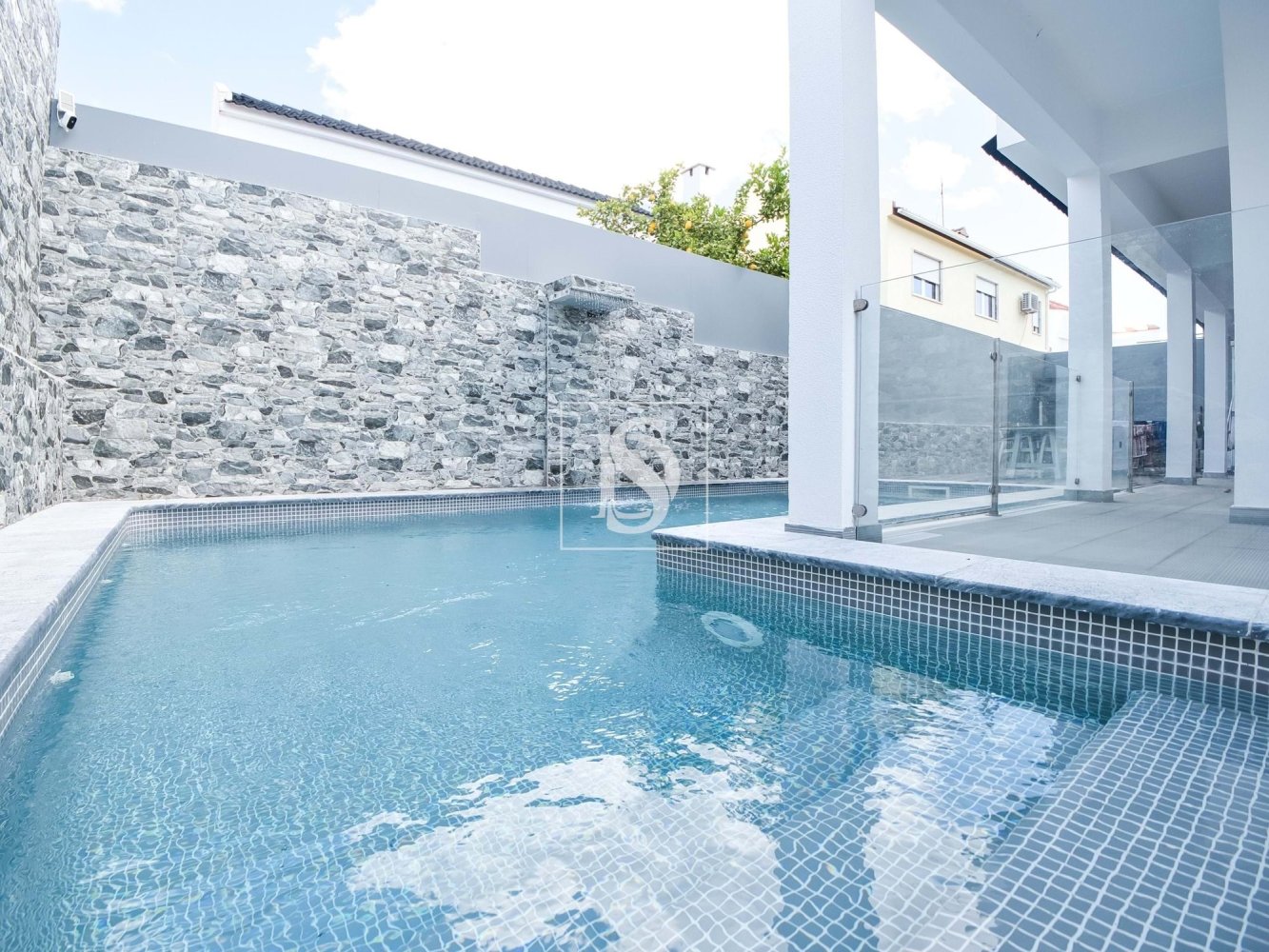 4 bedrooms Villa in Seixal, Portugal No. 348979