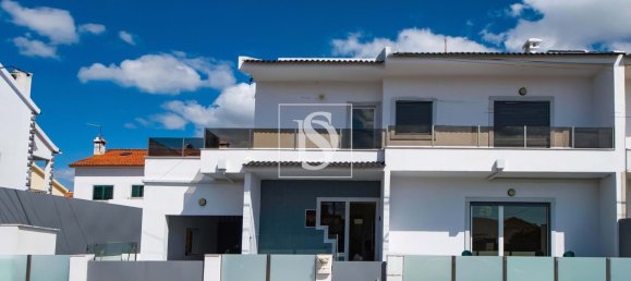 4 Schlafzimmer Villa in Seixal, Portugal, Nr. 348979 21