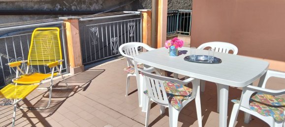 3غرفة منزل في Carro, Italy رقم 116677 4