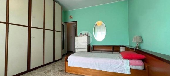 2 bedrooms Apartment in Milan, Italy No. 362142 32