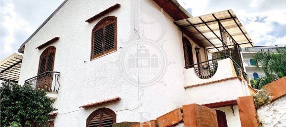 Villa de 5 habitaciónes en Giardini-Naxos, Italy No. 223318 4