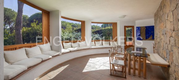 6 bedrooms Villa in Pula, Italy No. 132072 4