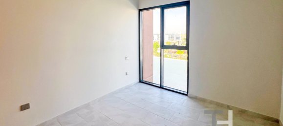 Таунхаус с 3 спальнями в Dubai Land, ОАЭ № 28939 11