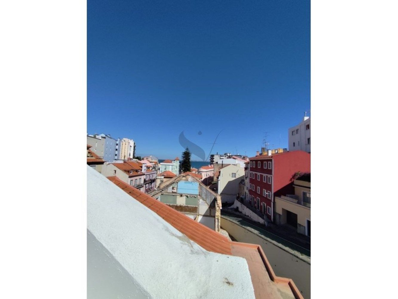 2 bedrooms Apartment in Lisbon, Portugal No. 163020