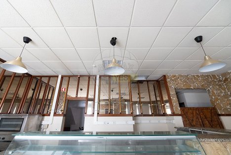 58m² Commercial property in Arruda dos Vinhos, Portugal No. 160568