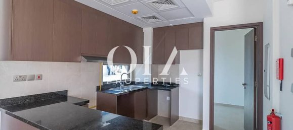 3 bedrooms Townhouse in Abu Dhabi, UAE No. 22164 6