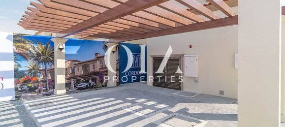 3 bedrooms Townhouse in Abu Dhabi, UAE No. 22164 4