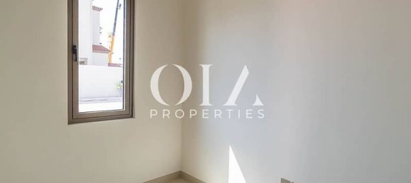 3 bedrooms Townhouse in Abu Dhabi, UAE No. 22164 8
