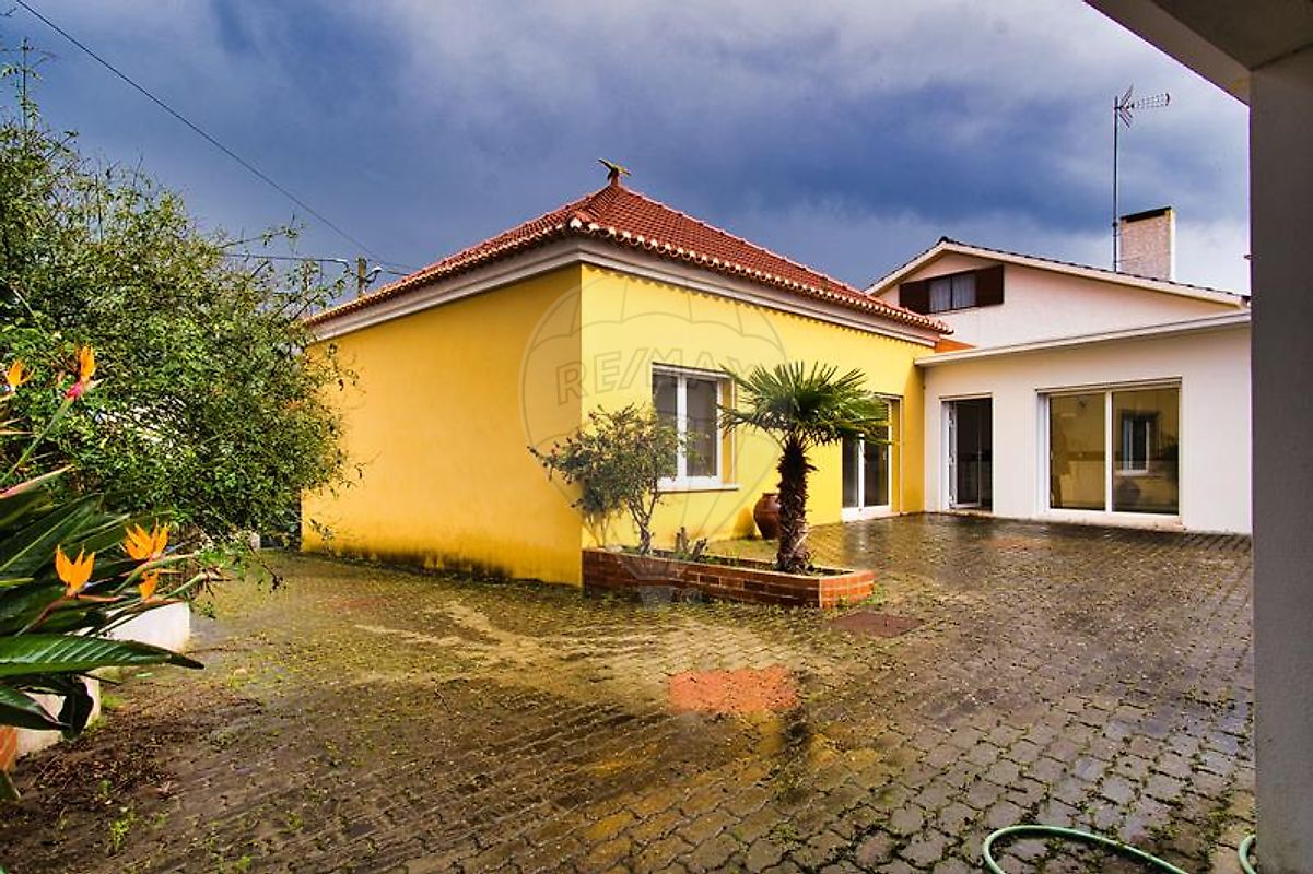 3 bedrooms House in Nazare, Portugal No. 157718