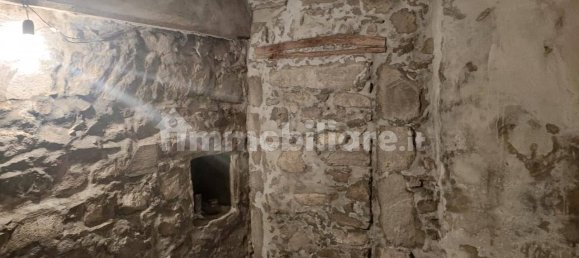 3 bedrooms House in Calice al Cornoviglio, Italy No. 251438 18