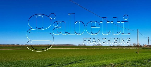 82280m² Land in Ferrara, Italy No. 232362 4