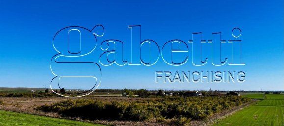 82280m² Land in Ferrara, Italy No. 232362 5