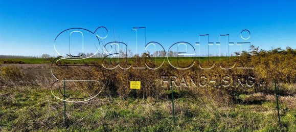 82280m² Land in Ferrara, Italy No. 232362 12
