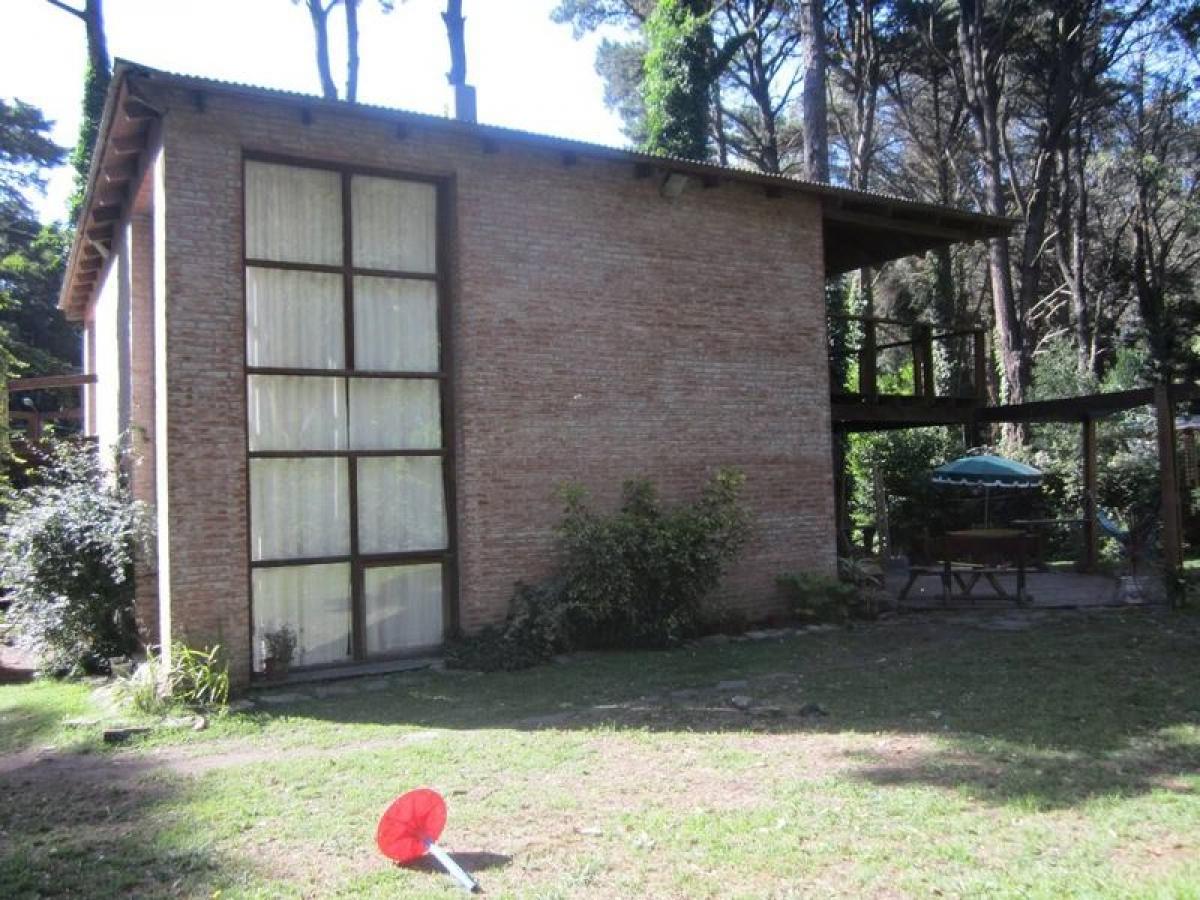 Дом с 3 спальнями в Мар-дель-Плата, Аргентина № 69384