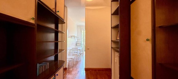 2 bedrooms Apartment in Milan, Italy No. 320613 14