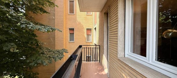 2 bedrooms Apartment in Milan, Italy No. 320613 23