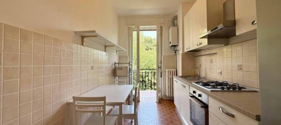 2 bedrooms Apartment in Milan, Italy No. 320613 6