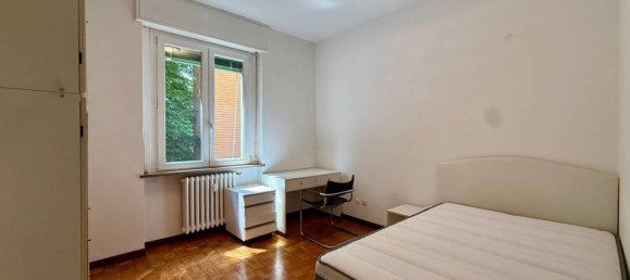 2 bedrooms Apartment in Milan, Italy No. 320613 8