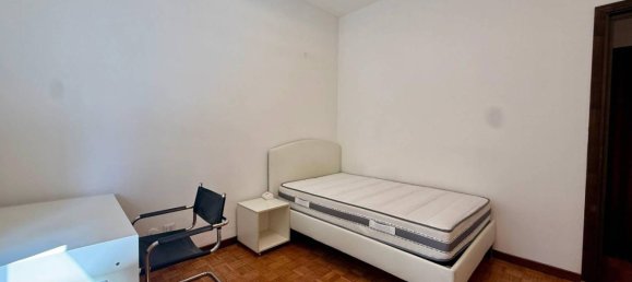 2 bedrooms Apartment in Milan, Italy No. 320613 13