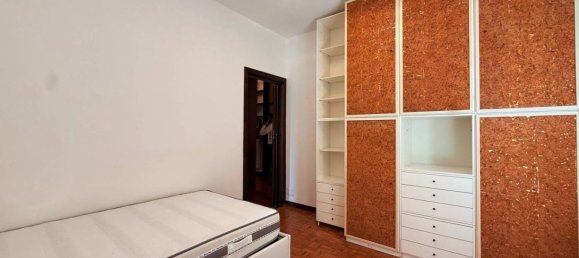 2 bedrooms Apartment in Milan, Italy No. 320613 12