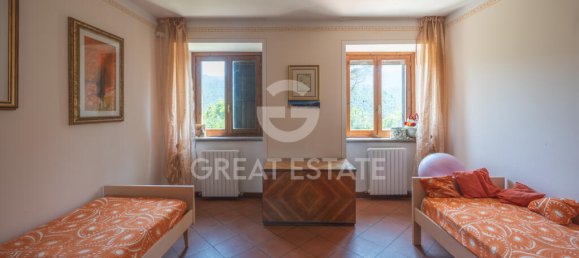 3 Schlafzimmer Haus in Spoleto, Italy, Nr. 260808 10
