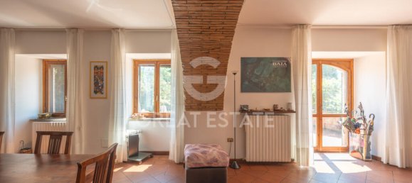 3 Schlafzimmer Haus in Spoleto, Italy, Nr. 260808 2